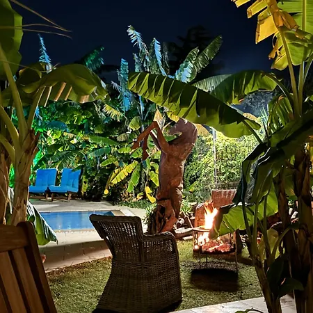 Sunyear Jacuzzi Winter Pensión Urla