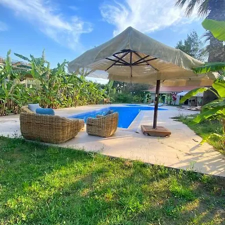 Πανσιόν Sunyear Jacuzzi Winter