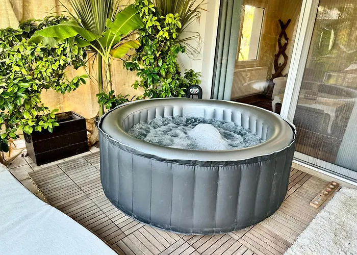 Sunyear Jacuzzi Winter Vendégház